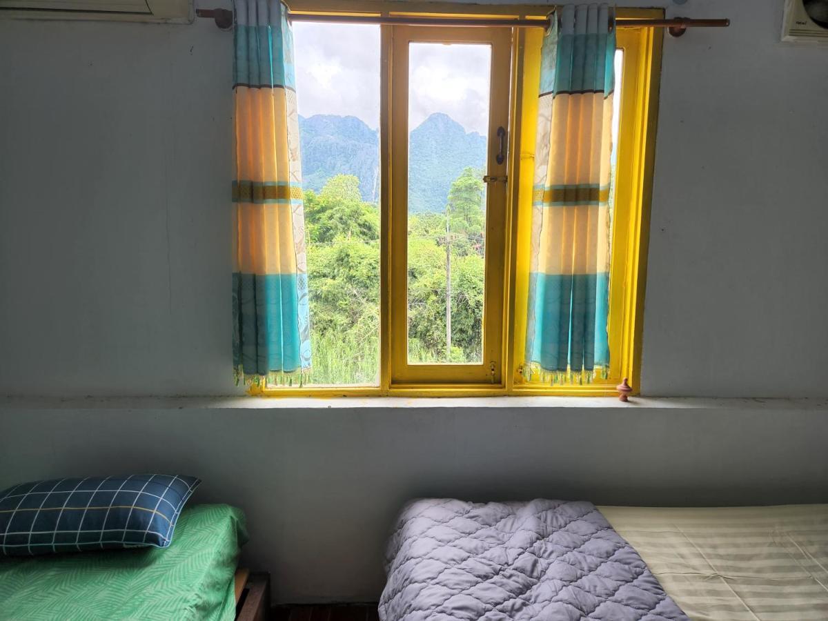 Blue Guesthouse Vang Vieng Eksteriør bilde